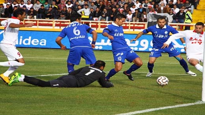 پدیده 1-1 استقلال/ فرار آبی ها با چاشنی شانس